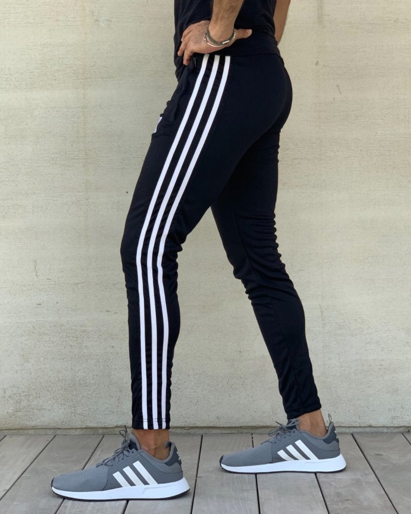 Black three stripes quick dry bottom